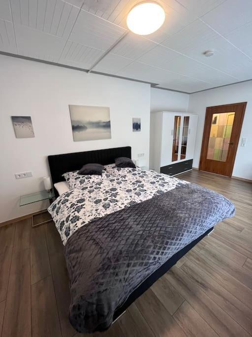 Modern Und Rustikal Mit Kamin Ferienwohnung Kohlert 바트베르레부르크 외부 사진